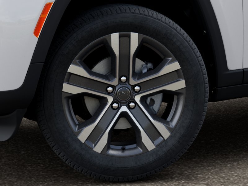 New 2027 Jeep Grand Cherokee L Limited AWD/4WD image 4