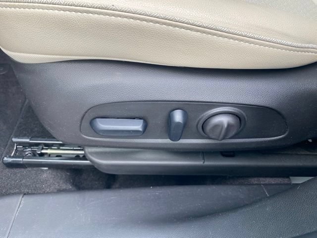 Used 2024 Buick Encore GX Preferred AWD/4WD image 9