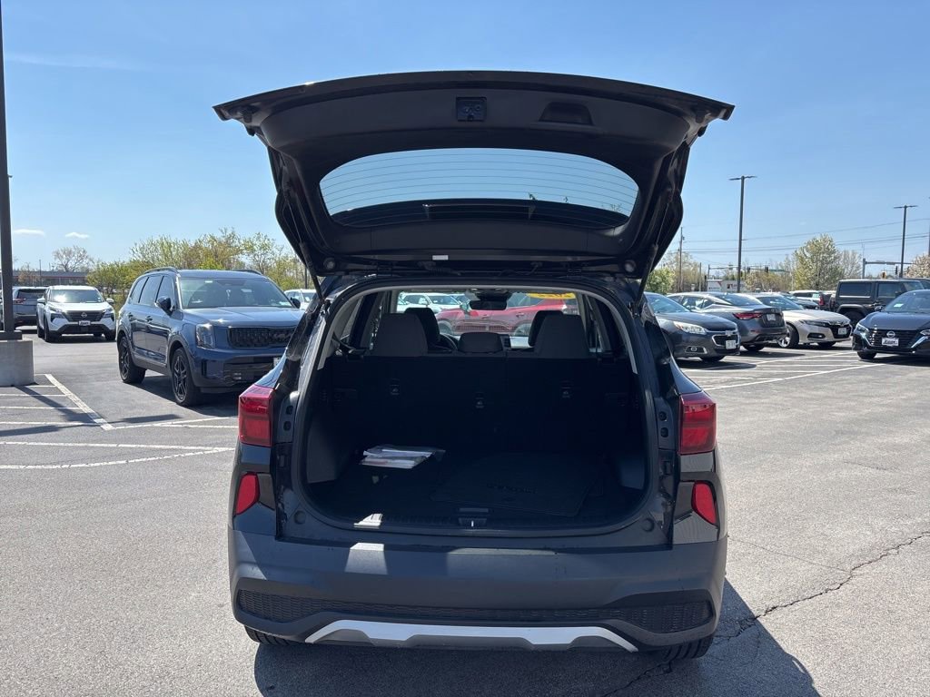 Used 2022 Kia Seltos LX AWD/4WD image 15