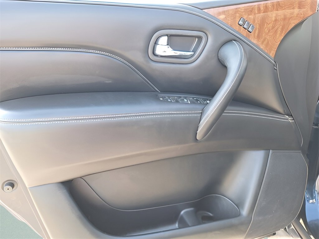 Used 2018 INFINITI QX80 Base image 36