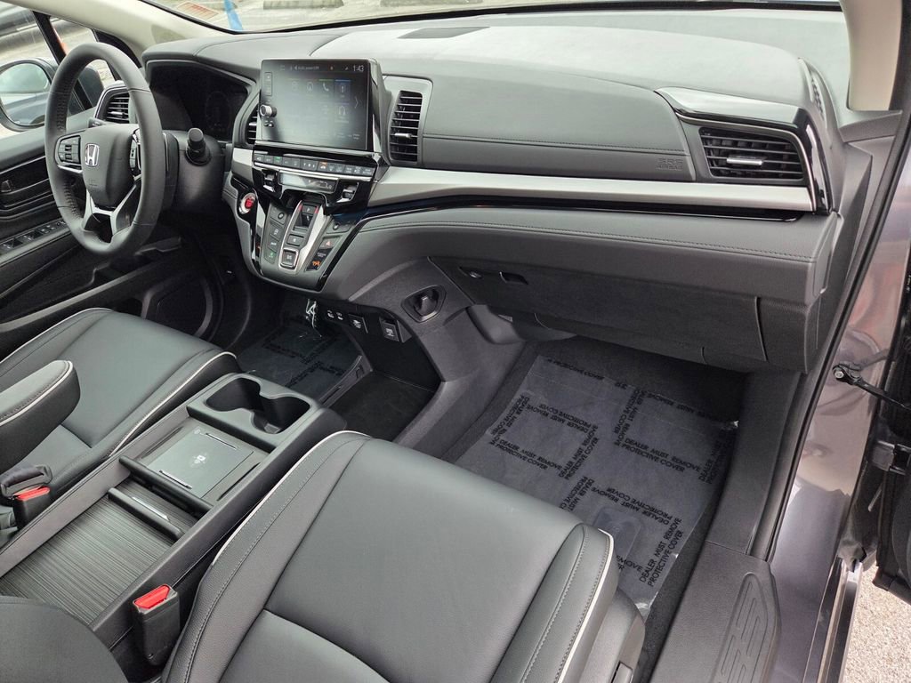 Used 2026 Honda Odyssey Touring image 20