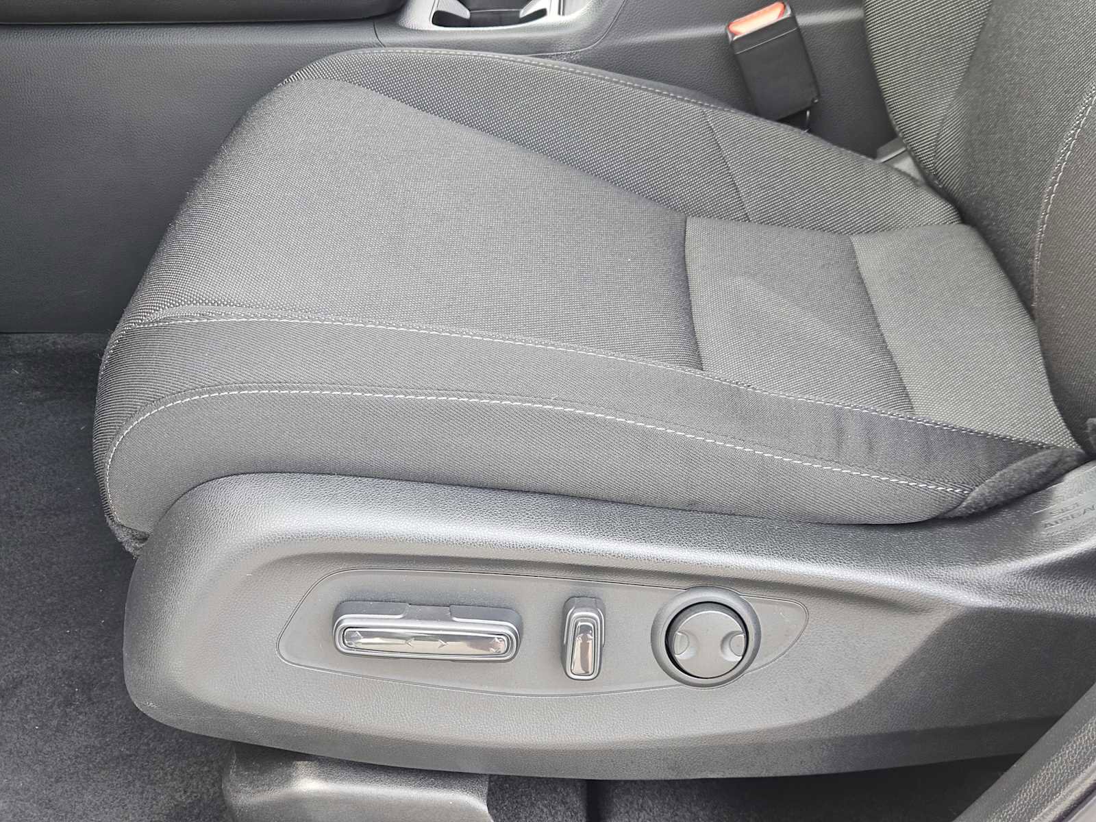 Certified 2026 Honda CR-V EX image 22