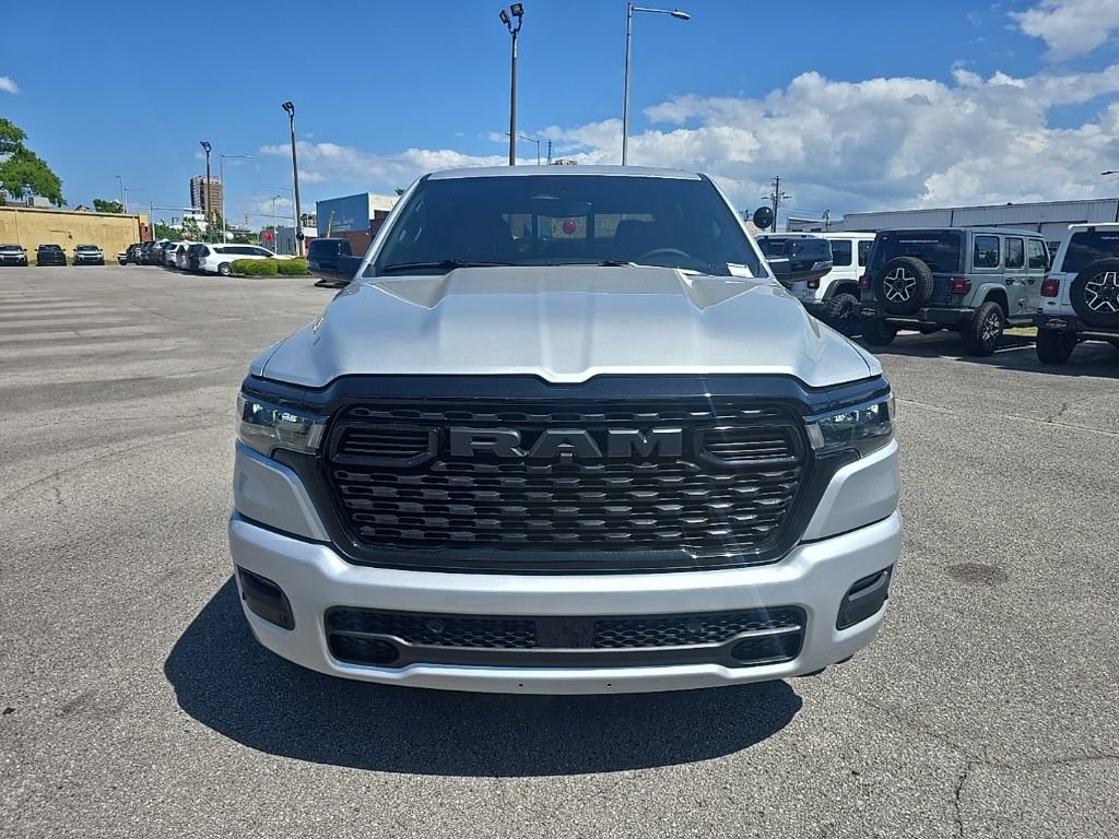 New 2026 RAM 1500 4x4 Crew Cab image 8