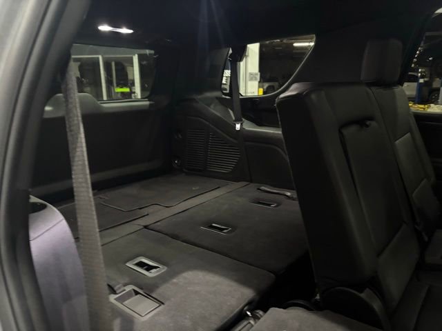 Used 2025 Chevrolet Tahoe LT AWD/4WD image 40