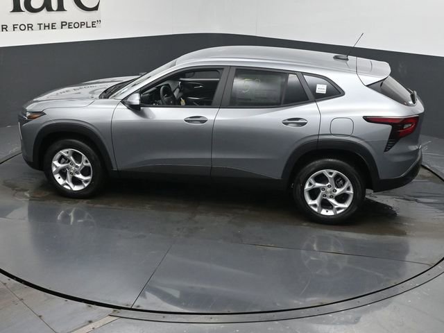 New 2026 Chevrolet Trax LS image 21