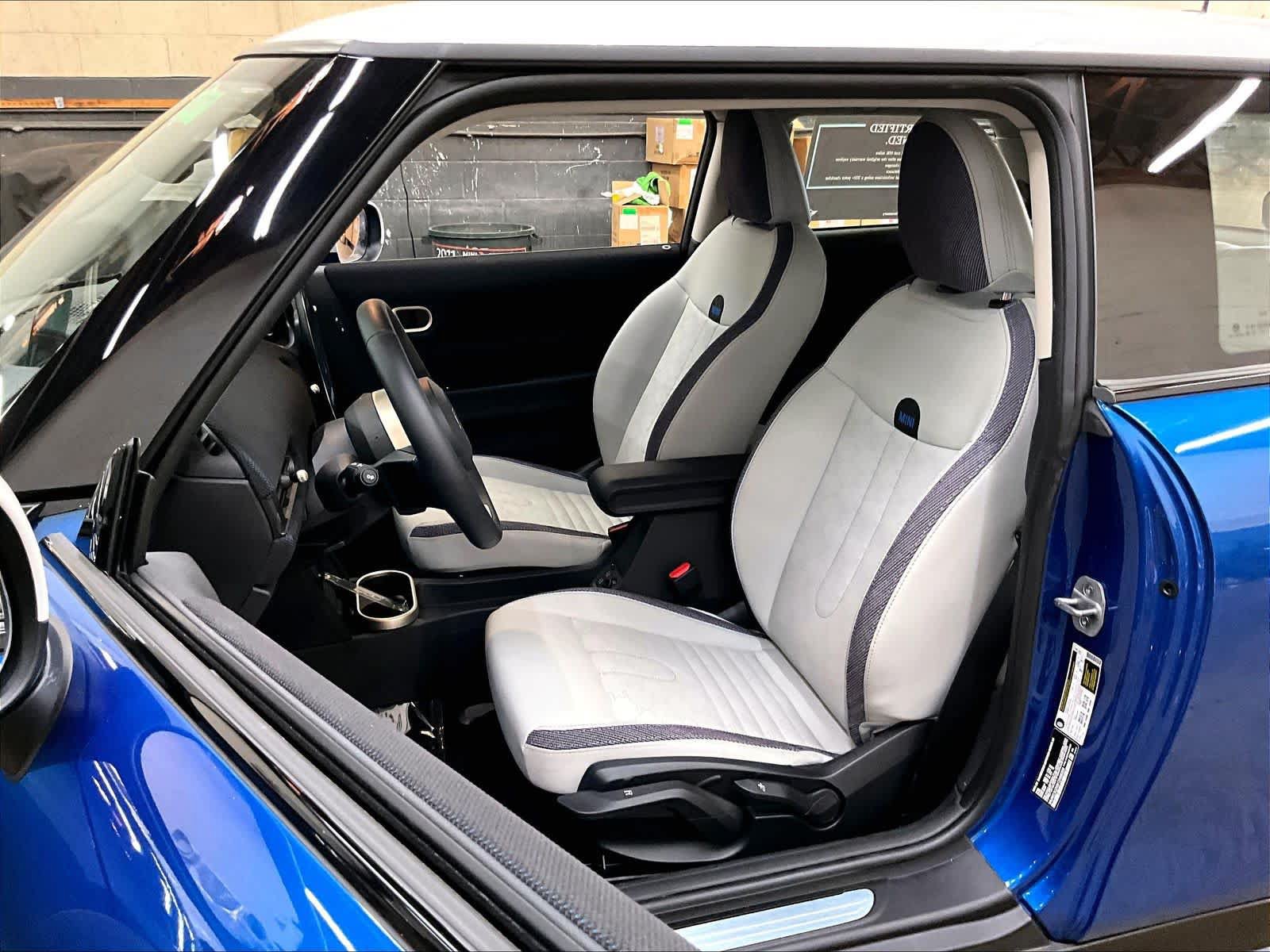 Used 2026 MINI Cooper S FWD image 28