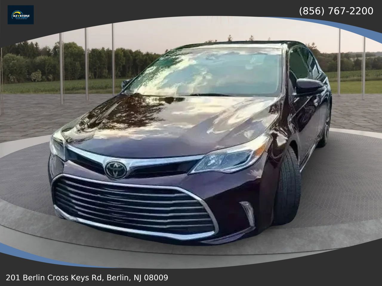 Used 2018 Toyota Avalon XLE image 1