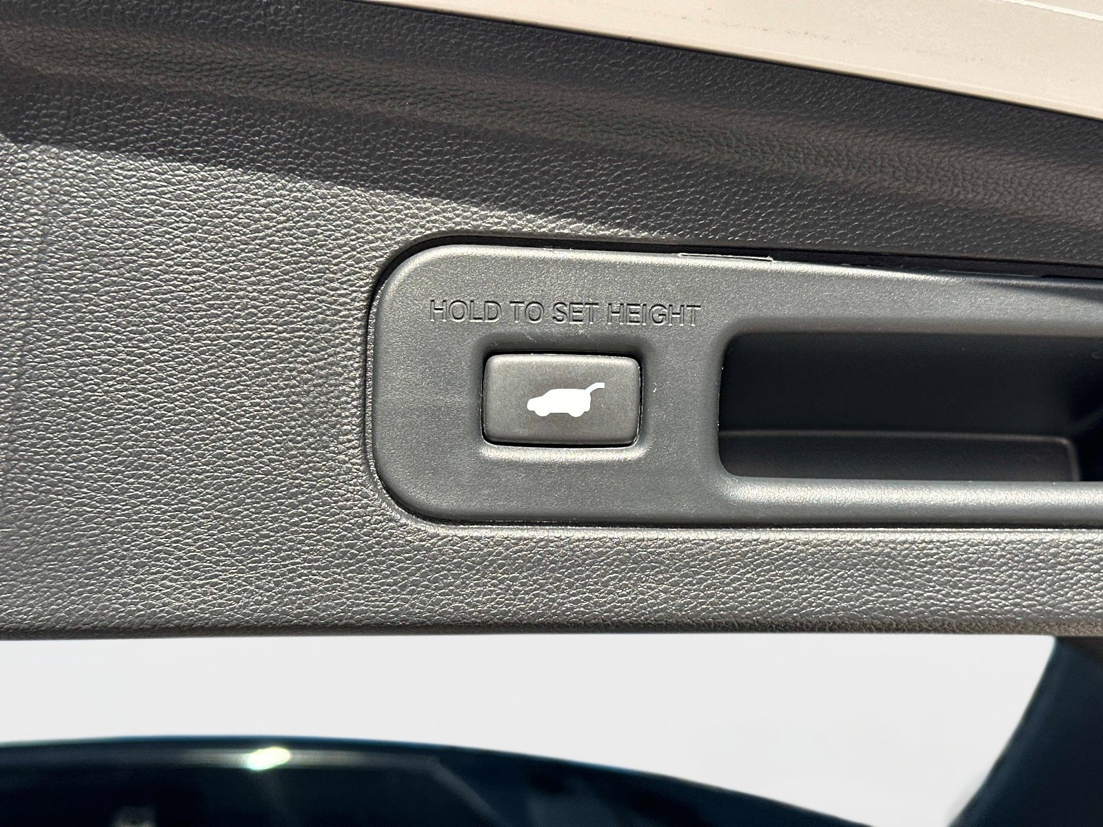 Used 2023 Acura MDX w/Advance Package image 12