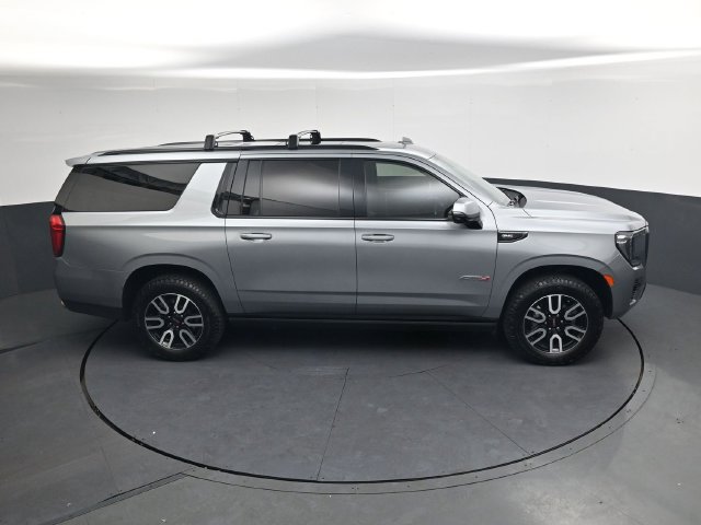 Used 2023 GMC Yukon XL AT4 w/ AT4 Premium Package AWD/4WD image 25