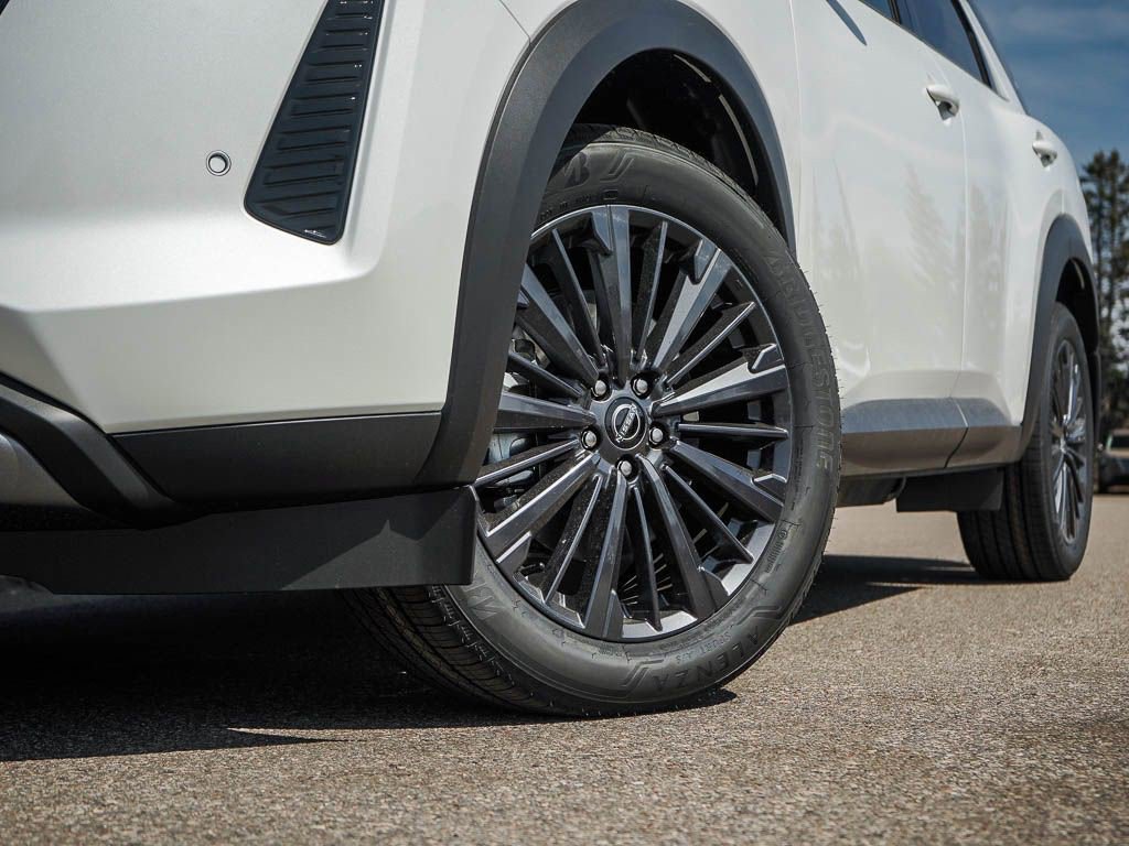 New 2026 Nissan Pathfinder SL w/ SL Premium Package AWD/4WD image 6