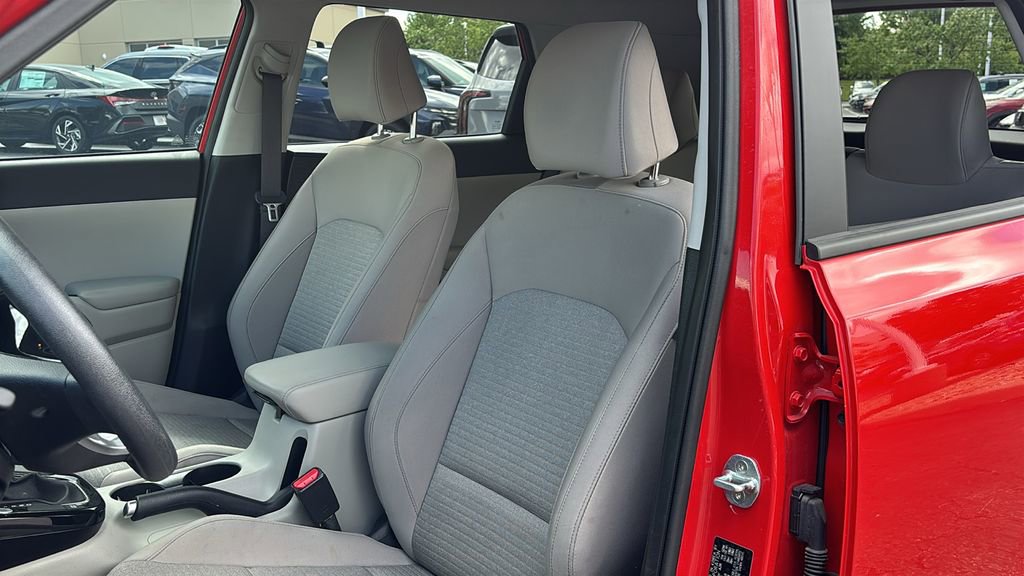 Used 2022 Kia Soul S FWD image 10