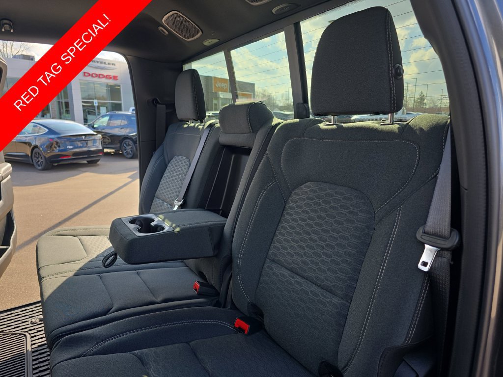 New 2026 RAM 1500 Big Horn AWD/4WD image 13