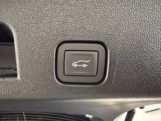 New 2026 GMC Acadia Elevation w/ Elevation Premium Package image 9