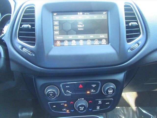 Used 2020 Jeep Compass Latitude image 26