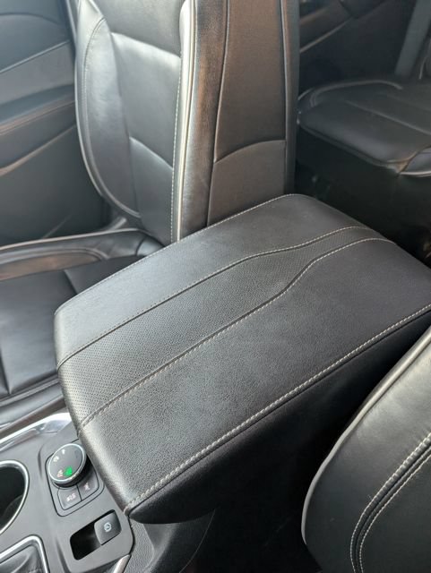 Used 2021 Chevrolet Traverse High Country AWD/4WD image 49