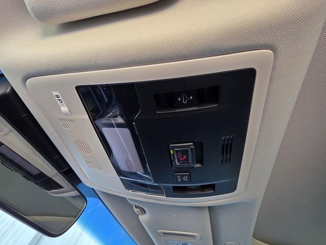 Certified 2025 Lexus ES 350 w/ Premium Package image 28