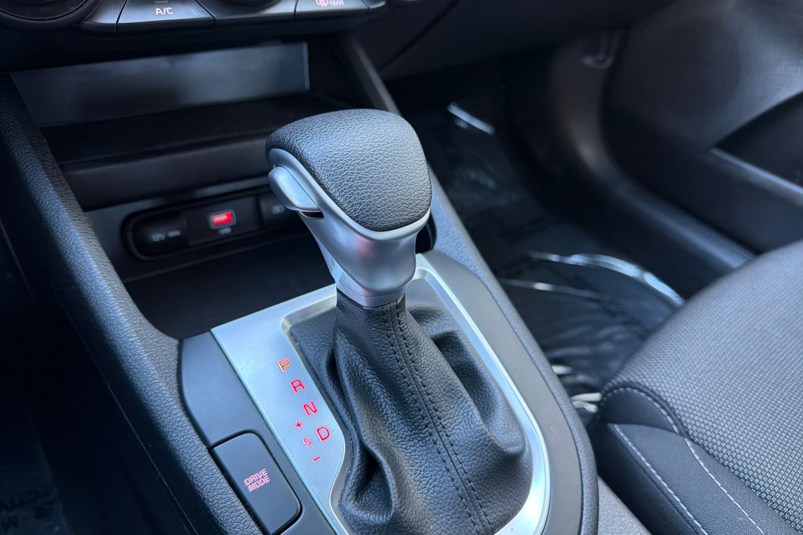 Used 2024 Kia Forte LXS image 20