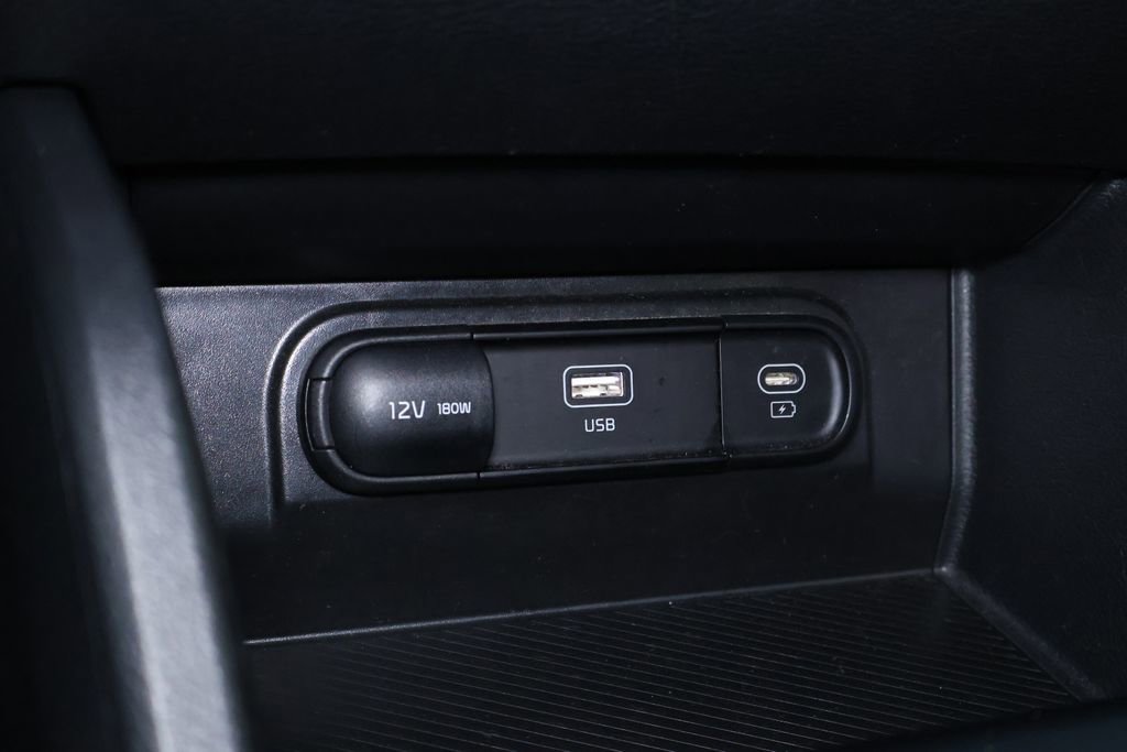 Used 2024 Kia Sportage LX image 26