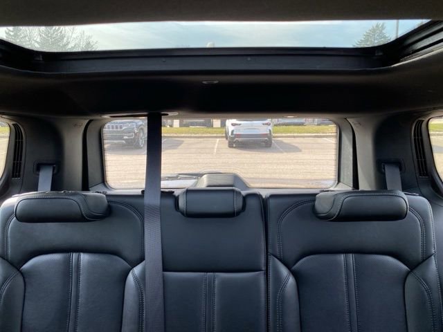 Used 2023 Jeep Wagoneer Series II image 20