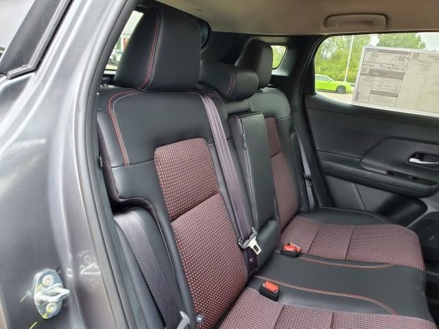 New 2026 Nissan Kicks SR w/ Cold Weather Package image 9