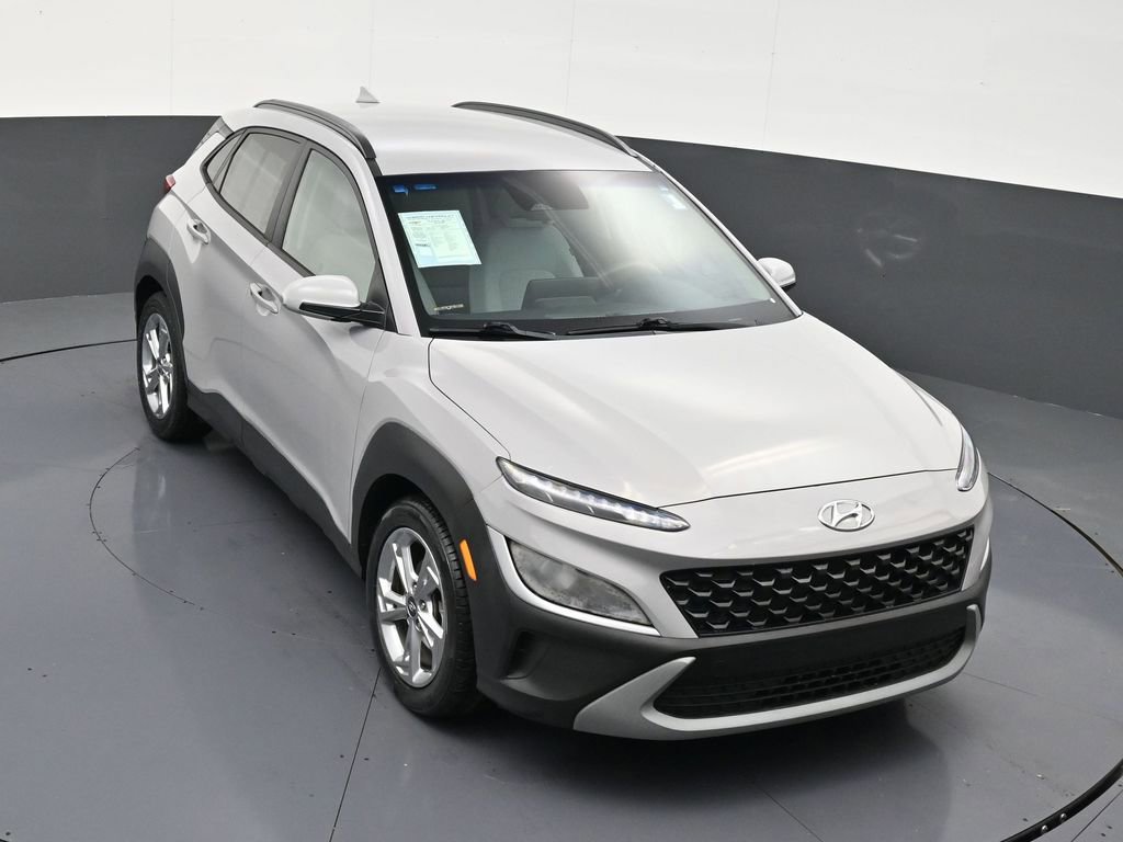 Used 2022 Hyundai Kona SEL image 18
