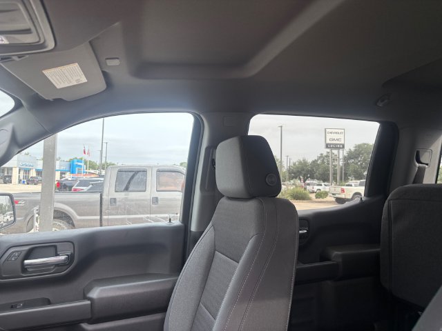 Used 2024 Chevrolet Silverado 1500 Custom Trail Boss AWD/4WD image 31