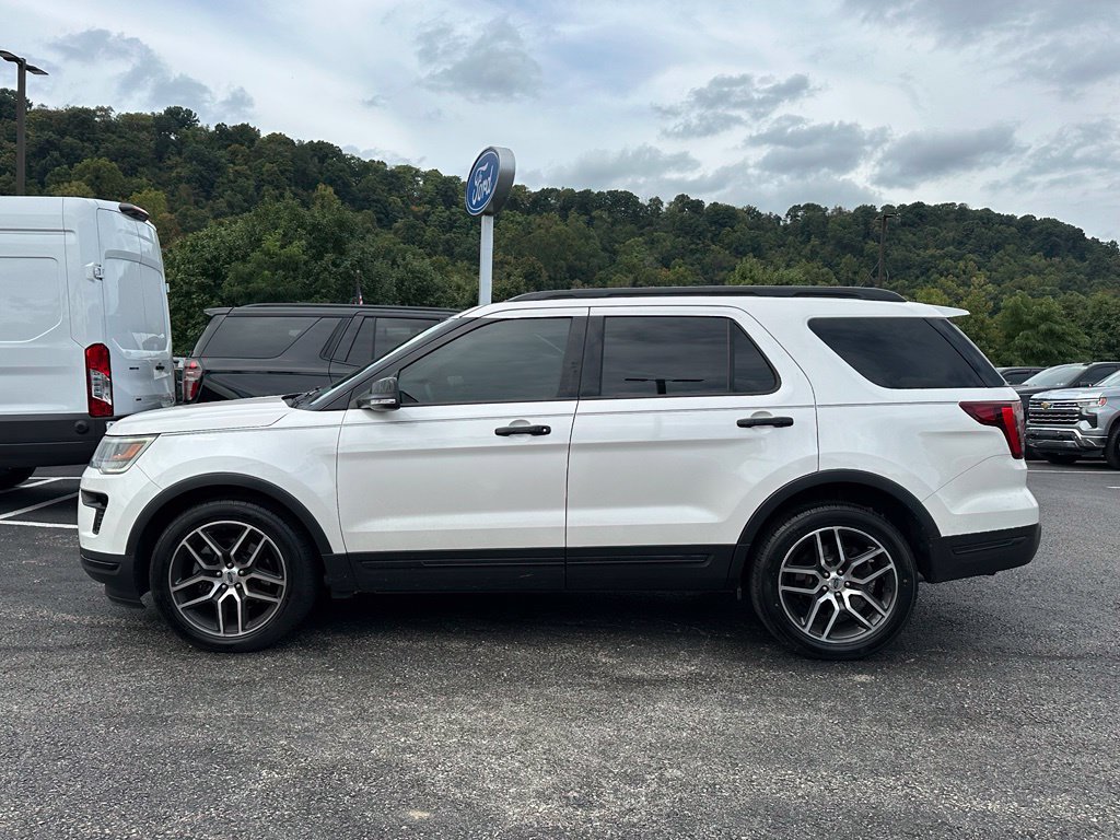 Used 2019 Ford Explorer Sport w/ Equipment Group 401A AWD/4WD image 2
