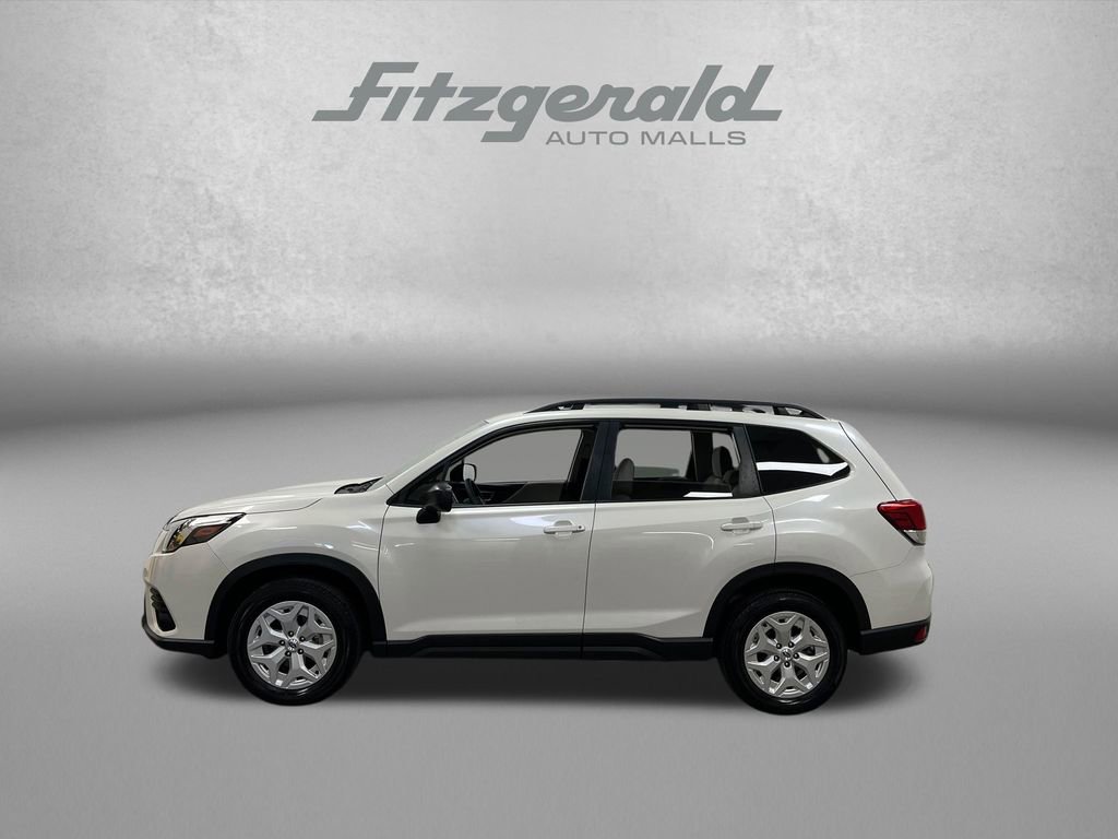 Used 2023 Subaru Forester AWD/4WD image 2