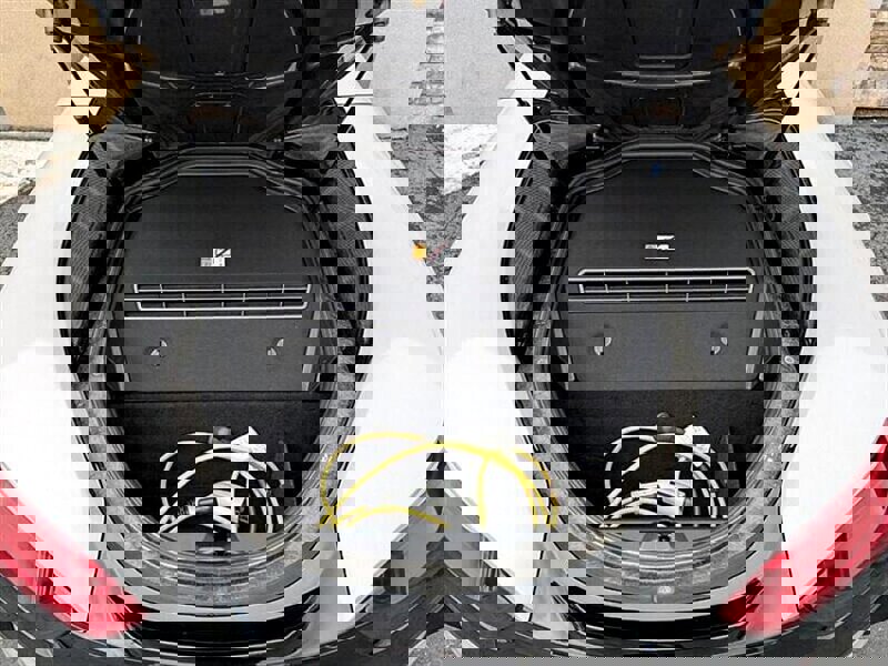 Used 2019 BMW i8 Roadster image 25