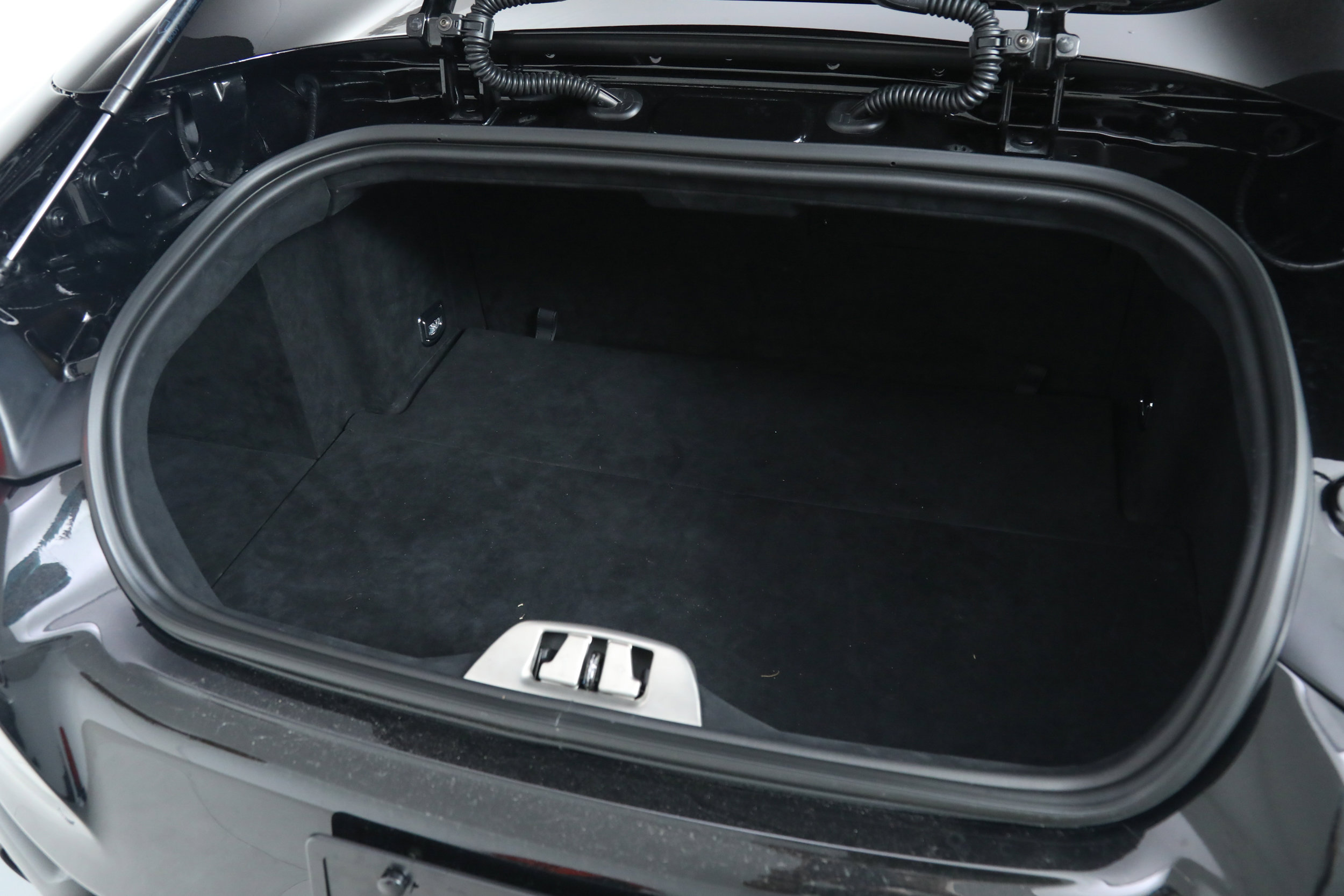 Certified 2023 Ferrari 812 GTS image 38