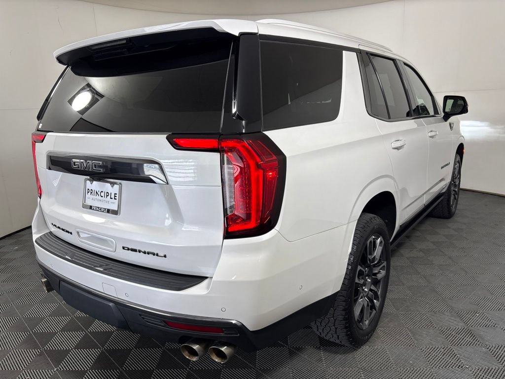 Used 2023 GMC Yukon Denali Ultimate AWD/4WD image 5