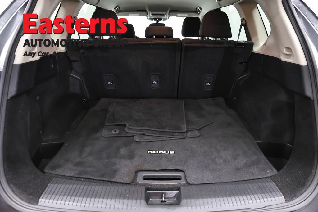 Used 2023 Nissan Rogue S AWD/4WD image 9