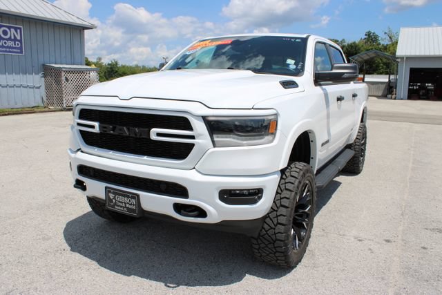 Used 2023 RAM 1500 Big Horn AWD/4WD image 3