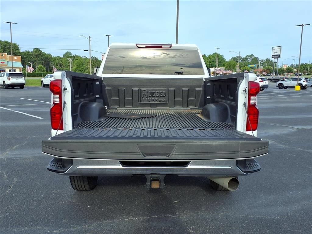Used 2025 Chevrolet Silverado 2500 LT w/ Convenience Package AWD/4WD image 21