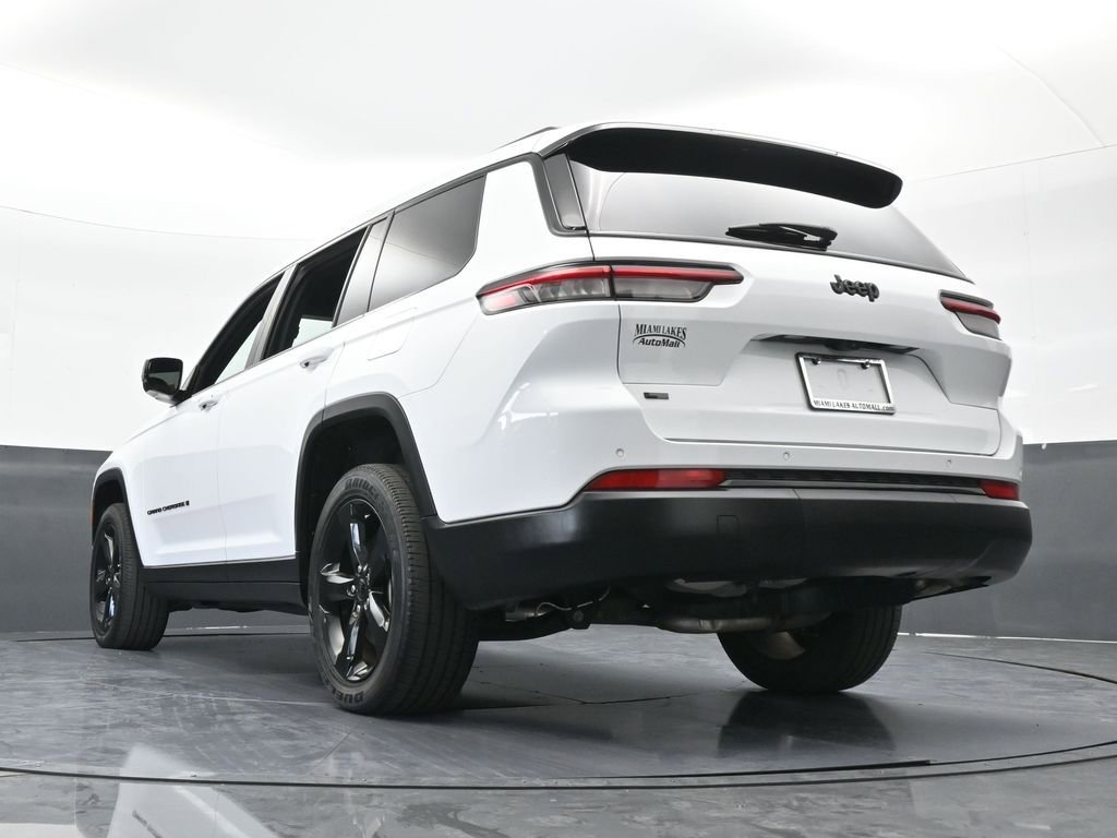 Used 2023 Jeep Grand Cherokee L Laredo RWD image 62