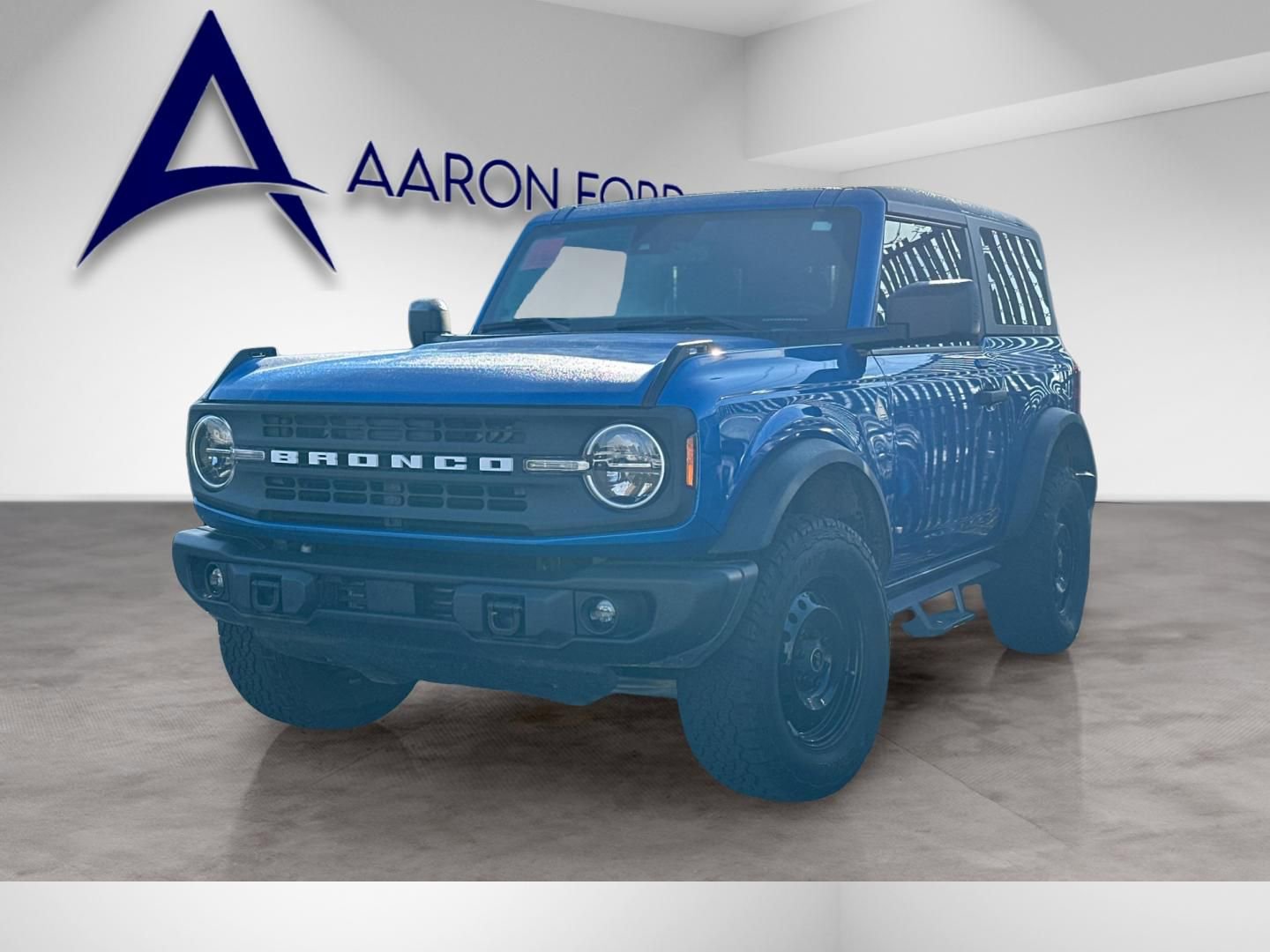 Used 2023 Ford Bronco Black Diamond image 2