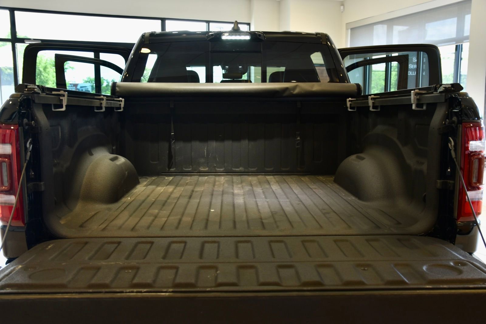 Used 2022 RAM 1500 Limited image 6