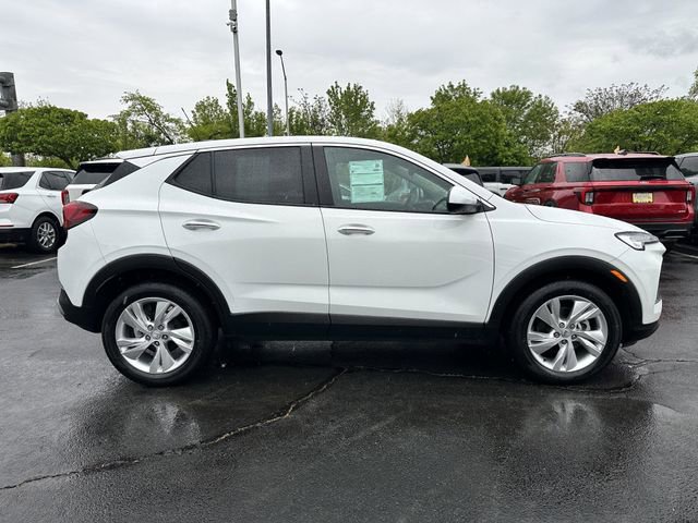 Used 2024 Buick Encore GX Preferred w/ Comfort Package FWD image 4