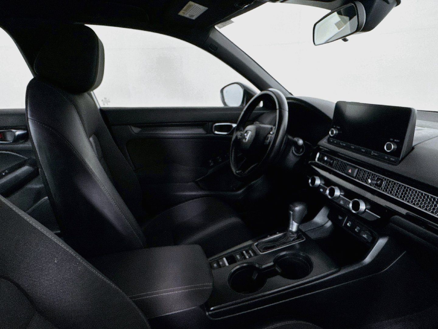 Used 2025 Honda Civic Sport image 26