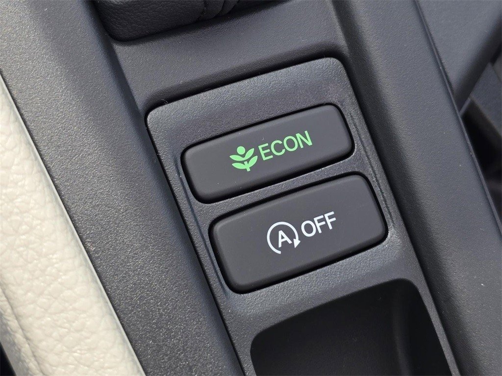 New 2025 Honda Accord SE image 9