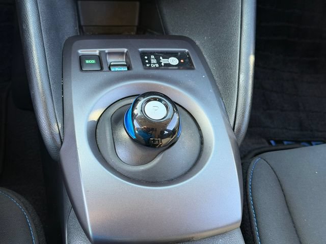 Certified 2025 Nissan Leaf S FWD image 17