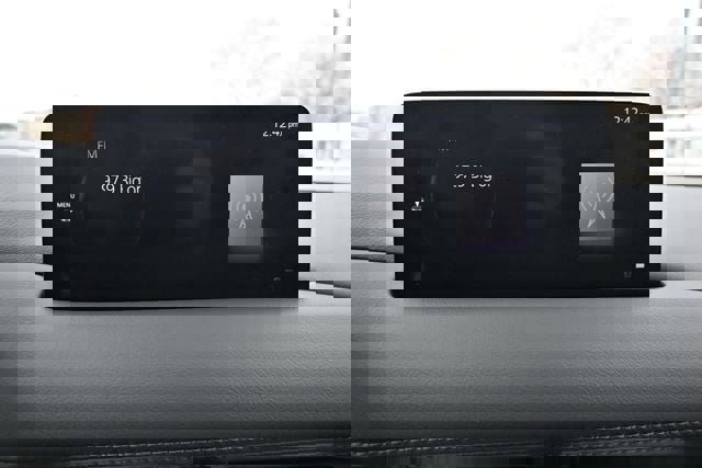 Used 2025 MAZDA CX-5 Signature image 32