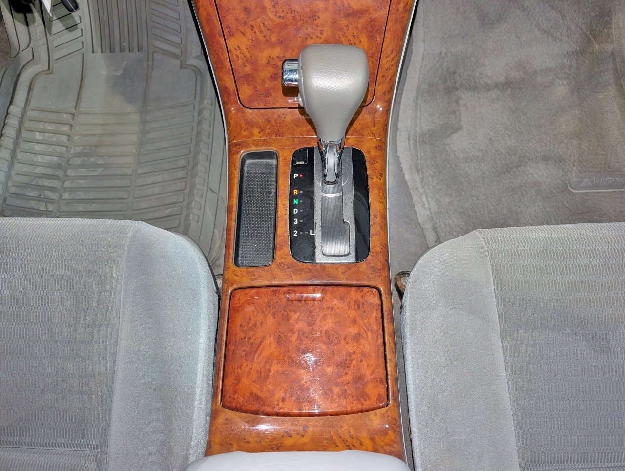 Used 2005 Toyota Camry XLE FWD image 37