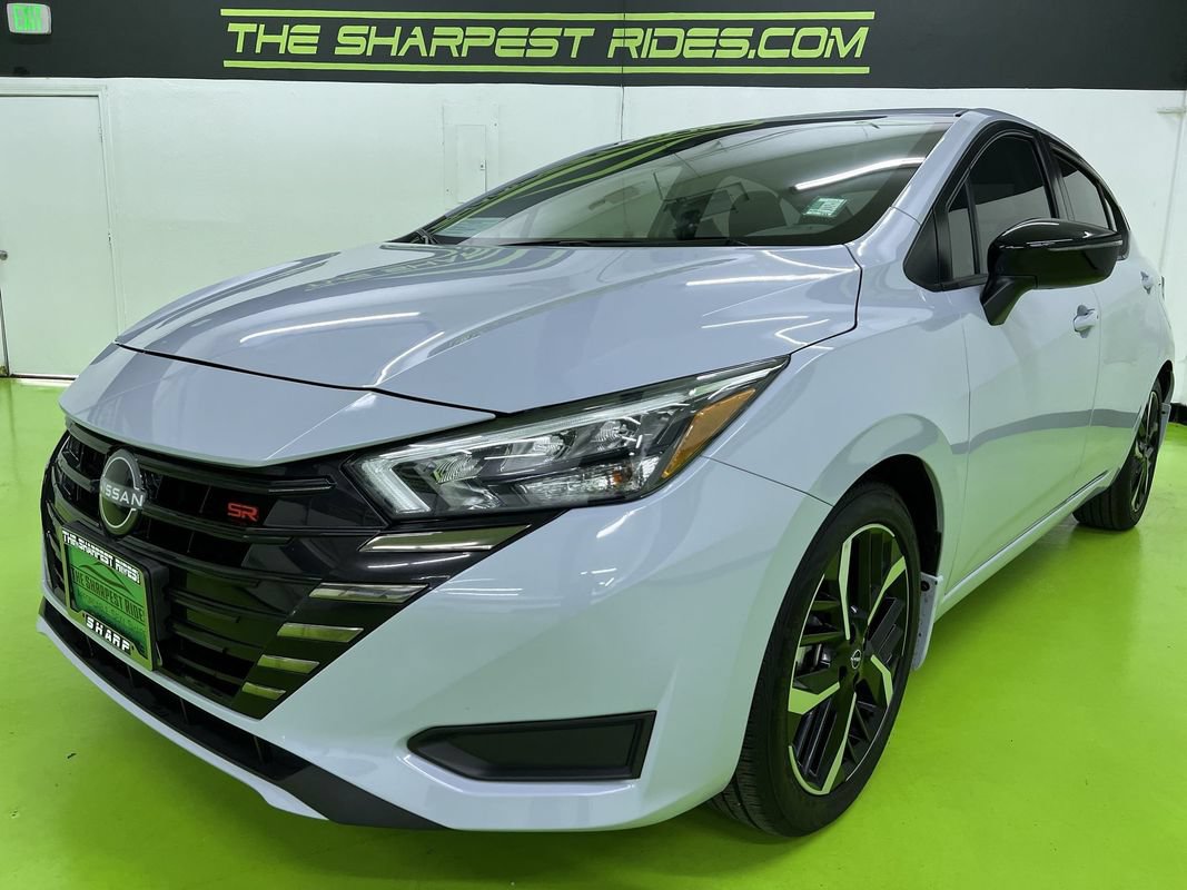 Used 2025 Nissan Versa SR w/ Trunk Package FWD image 5