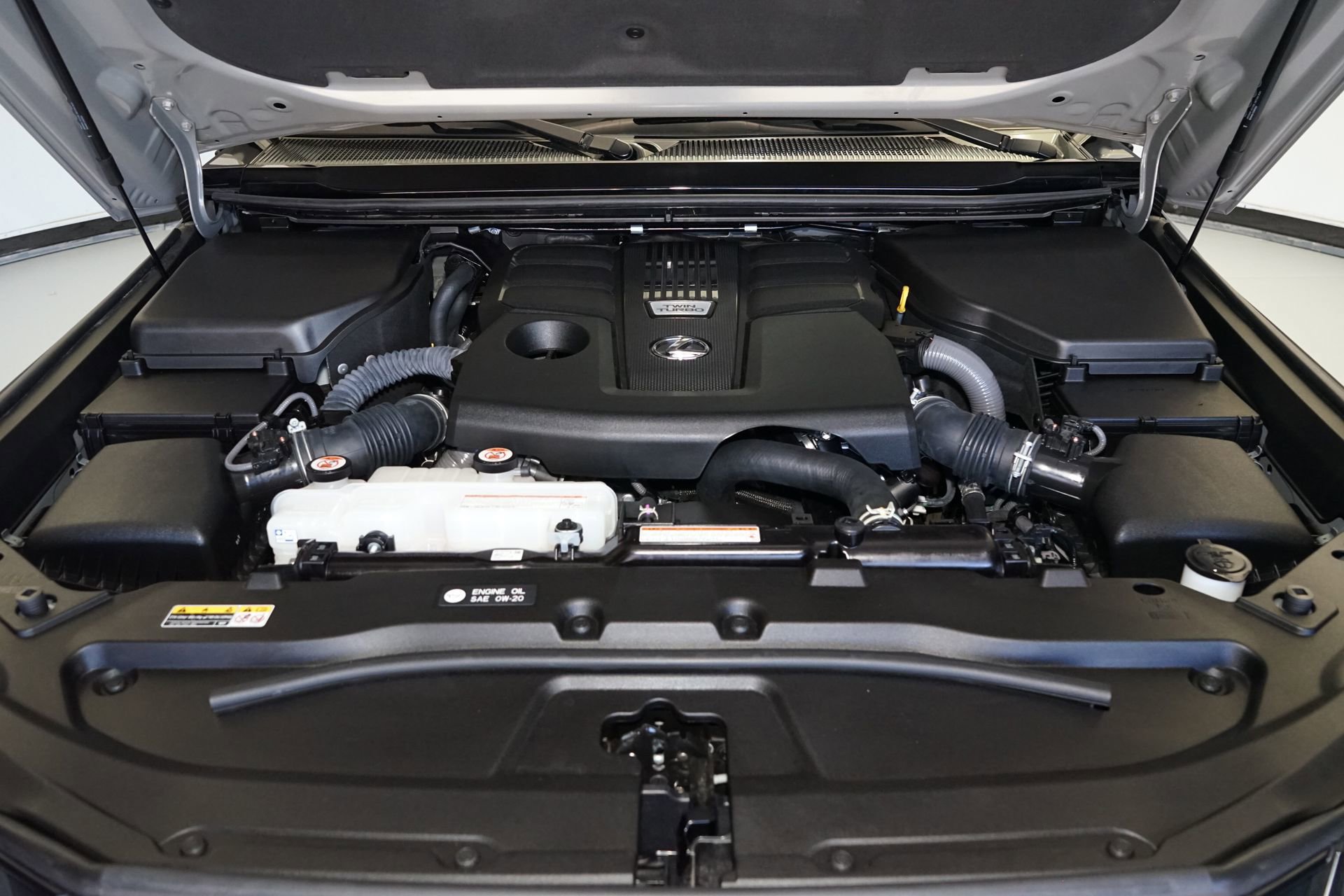 Used 2025 Lexus GX 550 w/ Cold Area Package image 34