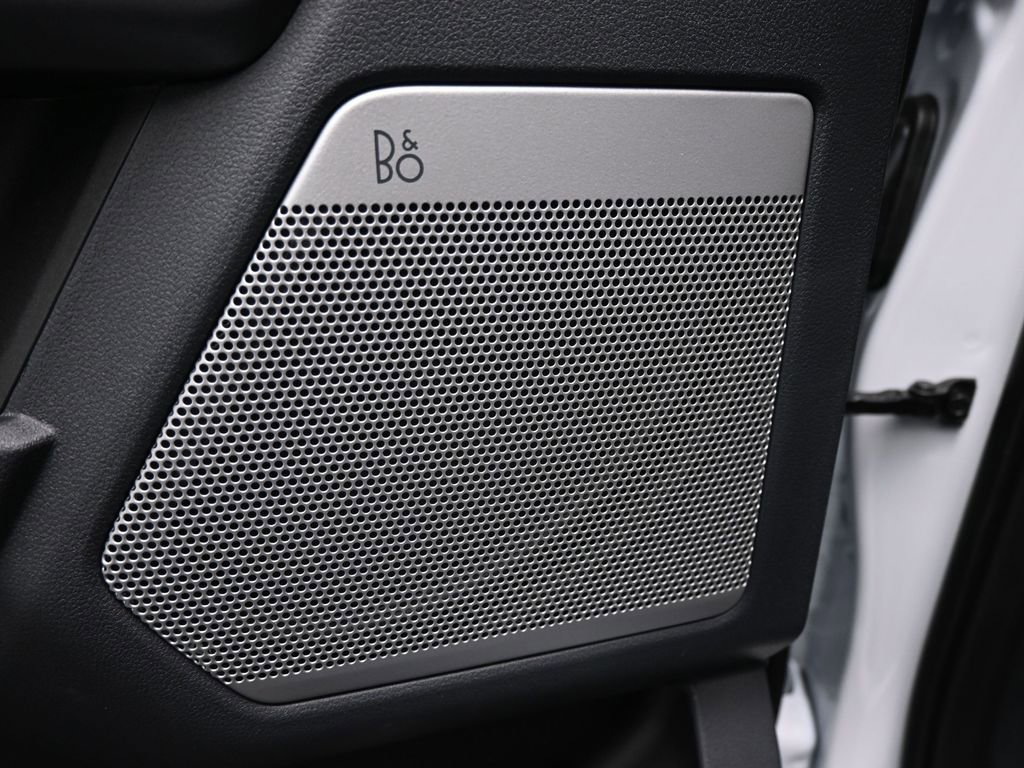 New 2025 Ford F250 Lariat w/ Lariat Ultimate Package image 12