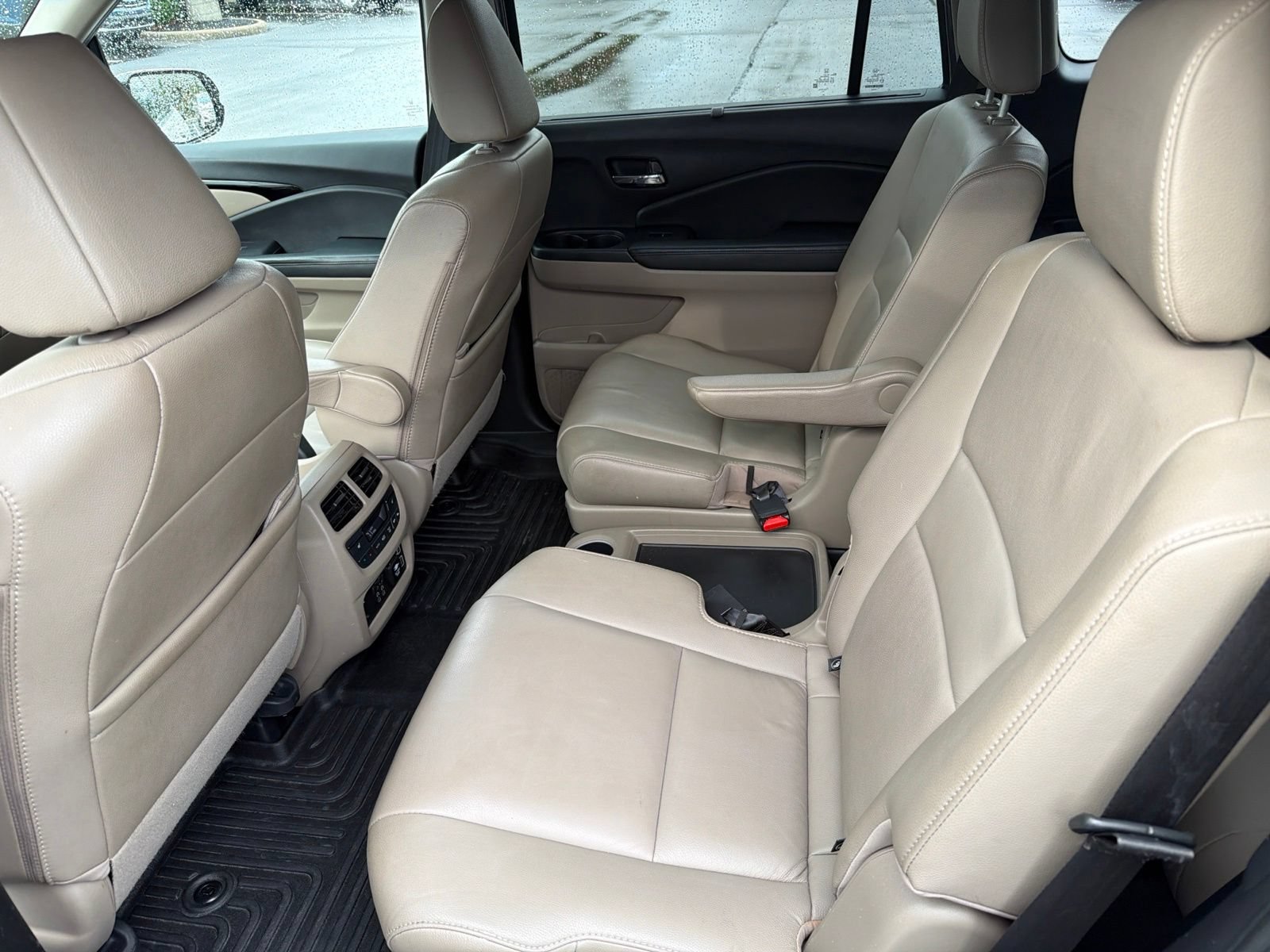 Used 2019 Honda Pilot Touring image 28