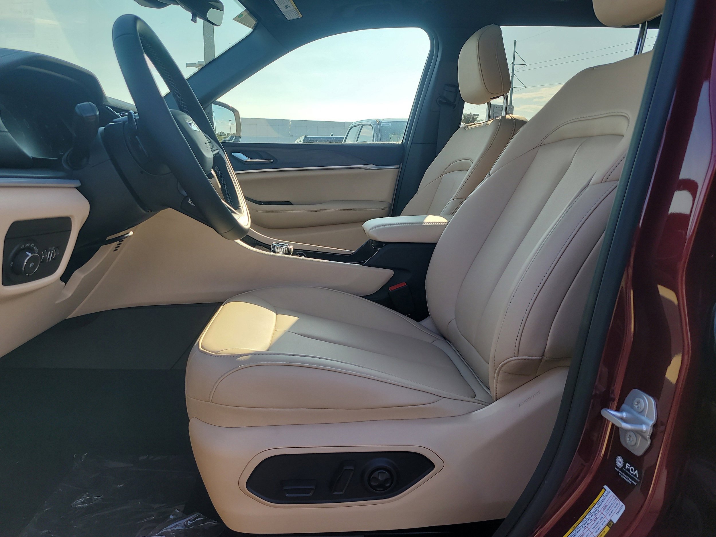 New 2026 Jeep Grand Cherokee L Limited RWD image 14