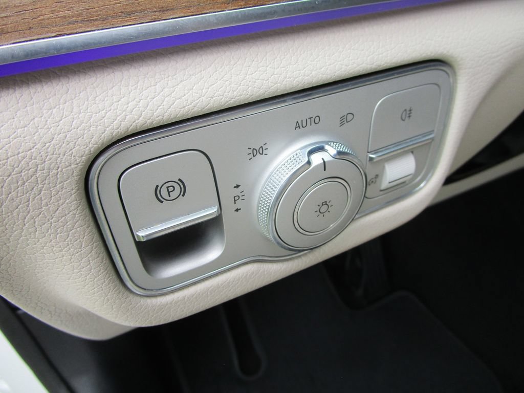 Used 2021 Mercedes-Benz GLE 350 image 30