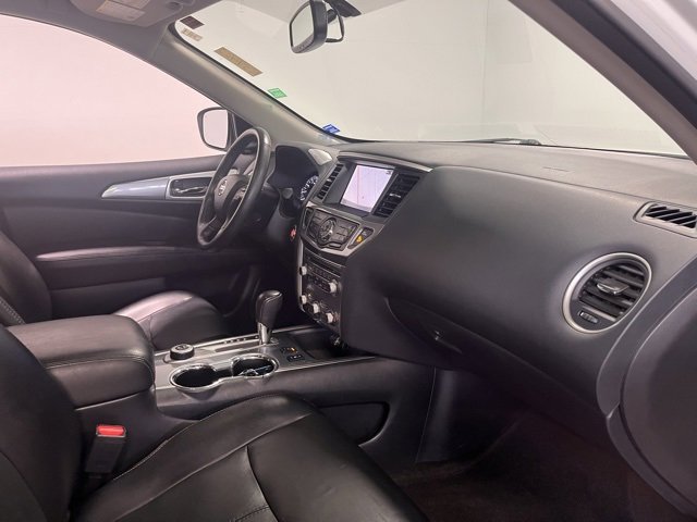 Used 2020 Nissan Pathfinder SL image 11